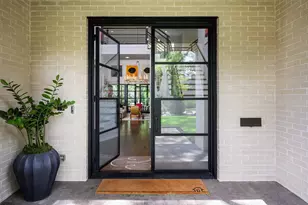 3817 Meadowdale Ln, Dallas, TX 75229 - Photo 3