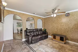 1309 Kingston Dr, Lewisville, TX 75067 - Photo 3