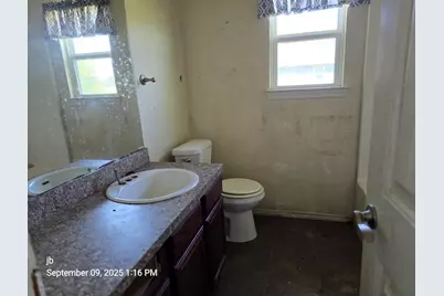 803 Harbor Point Road, Gun Barrel City, TX 75156 - Photo 13