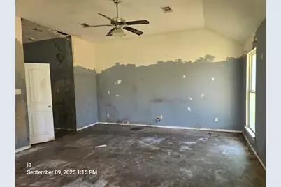 803 Harbor Point Road, Gun Barrel City, TX 75156 - Photo 9