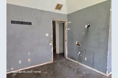 803 Harbor Point Road, Gun Barrel City, TX 75156 - Photo 21