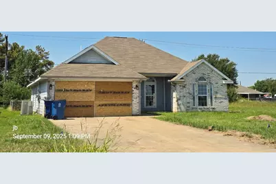 803 Harbor Point Road, Gun Barrel City, TX 75156 - Photo 1