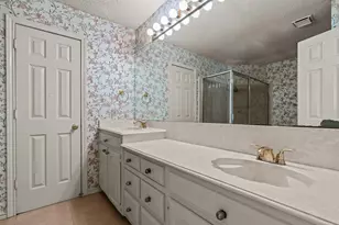 9014 Cumberland Dr, Irving, TX 75063 - Photo 23