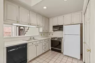 9014 Cumberland Dr, Irving, TX 75063 - Photo 13