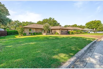 3413 Denbury Drive, Fort Worth, TX 76133 - Photo 7