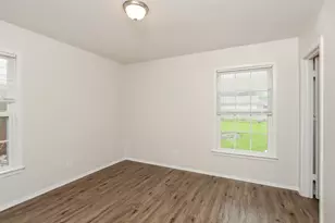 1823 Houghton Rd, Dallas, TX 75217 - Photo 9