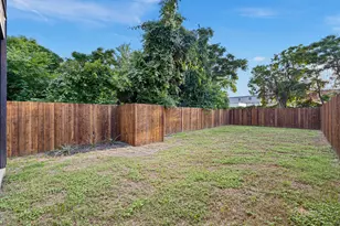 2811 Harston St, Dallas, TX 75212 - Photo 17