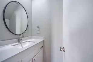 1523 Marseille Pl, Dallas, TX 75204 - Photo 23