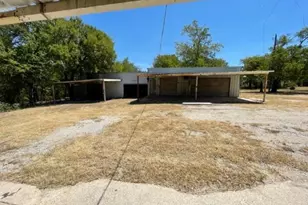 312 Alexander Ln, Bridgeport, TX 76426 - Photo 9