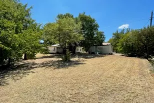 312 Alexander Ln, Bridgeport, TX 76426 - Photo 1