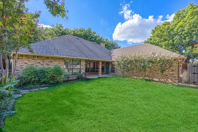 6913 Brookvale Road, Fort Worth, TX 76132 - Photo 3