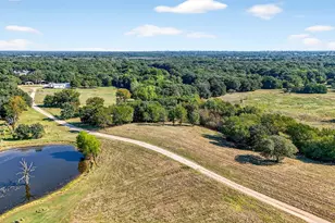 437 Co Rd 292, Collinsville, TX 76233 - Photo 3