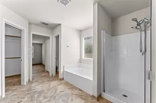 5891 Candlelight Ln, Grand Prairie, TX 75052 - Photo 15