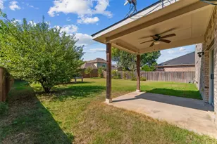 5891 Candlelight Ln, Grand Prairie, TX 75052 - Photo 19