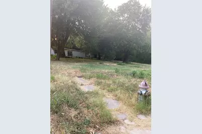 603 N Schopmeyer Street, Gainesville, TX 76240 - Photo 3