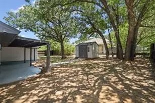 2423 Jewell Dr, Arlington, TX 76016 - Photo 15