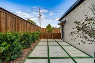 10050 Gooding Dr, Dallas, TX 75229 - Photo 39