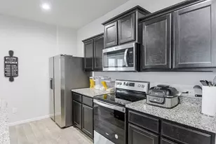 9125 Red Brush Trl, Fort Worth, TX 76131 - Photo 13
