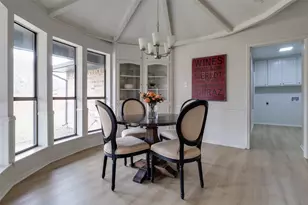 909 Highland Dr, Cleburne, TX 76033 - Photo 7