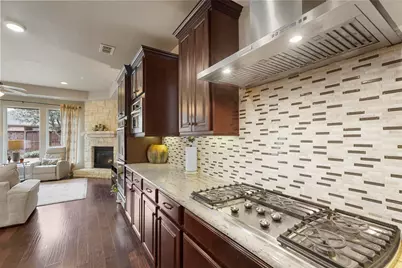 917 Navasota Trail, McKinney, TX 75071 - Photo 9