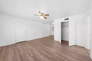 523 S Travis St, Sherman, TX 75090 - Photo 9