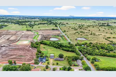 102 N 9 Th Street, Gunter, TX 75058 - Photo 1