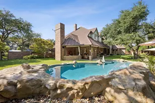 14820 Bellbrook Dr, Addison, TX 75254 - Photo 37