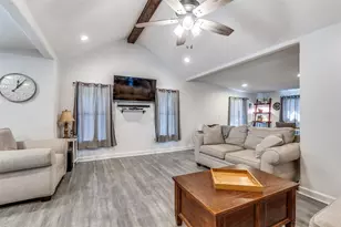 5321 N Hwy 101 Hwy, Sunset, TX 76270 - Photo 9