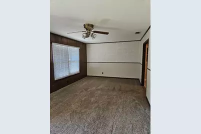 1402 Glendale Street, Greenville, TX 75401 - Photo 11