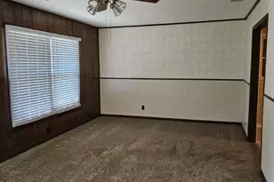 1402 Glendale St, Greenville, TX 75401 - Photo 11