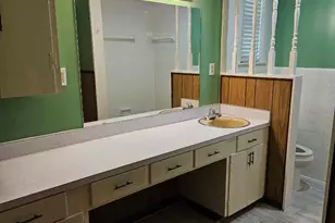 1402 Glendale St, Greenville, TX 75401 - Photo 23