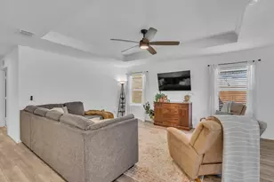 7109 Greenfield Dr, Denton, TX 76208 - Photo 5