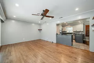 908 Saturn Springs Dr, Garland, TX 75041 - Photo 13