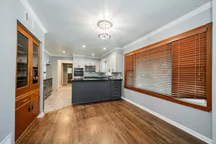 908 Saturn Springs Dr, Garland, TX 75041 - Photo 5