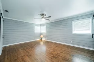 908 Saturn Springs Dr, Garland, TX 75041 - Photo 17