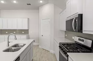 139 Whistling Duck, Balch Springs, TX 75181 - Photo 9