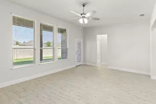 139 Whistling Duck, Balch Springs, TX 75181 - Photo 11