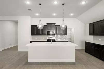 103 Whistling Duck, Balch Springs, TX 75181 - Photo 5