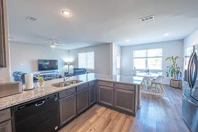 3712 Kings Drive, Ennis, TX 75119 - Photo 7