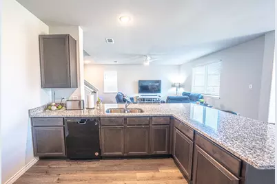 3712 Kings Drive, Ennis, TX 75119 - Photo 3