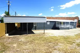 105 E 9th St, Cisco, TX 76437 - Photo 5