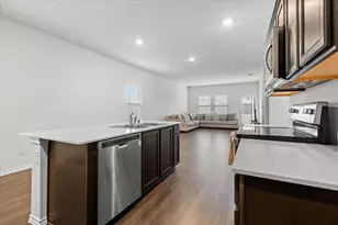 1041 Old Oaks Dr, Forney, TX 75126 - Photo 7