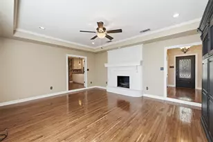 4306 Essex Ct, Arlington, TX 76016 - Photo 3