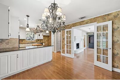 4306 Essex Court, Arlington, TX 76016 - Photo 7