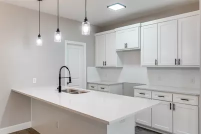 6317 Pebble Avenue, Dallas, TX 75217 - Photo 5