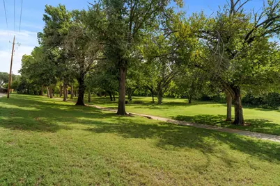 79 Winchester Drive, Euless, TX 76039 - Photo 39