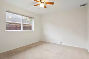 2508 Fox Glenn Cir, Bedford, TX 76021 - Photo 33