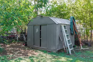 1909 Coggin Ave, Brownwood, TX 76801 - Photo 33