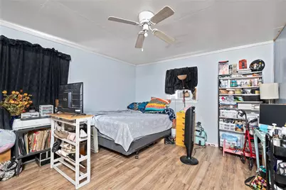 1909 Coggin Avenue, Brownwood, TX 76801 - Photo 19