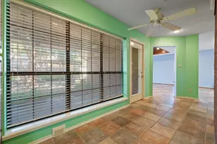 153 Sandlewood Ln, Burleson, TX 76028 - Photo 9